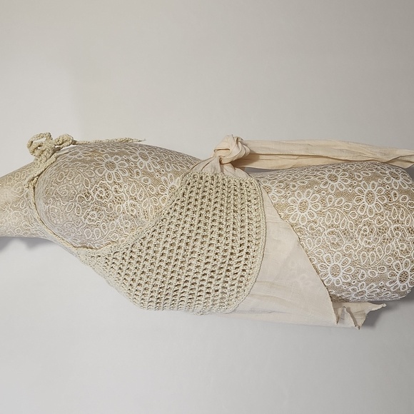 Halter Top Women's Size XL Cream Crochet Lace Open Weave Tie Back Lightweight - Picture 8 of 13